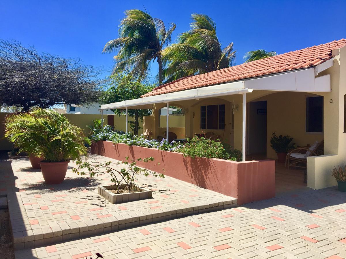 Bubali Gardens Leilighet Palm Beach Eksteriør bilde
